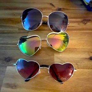 3 pairs of sunglasses